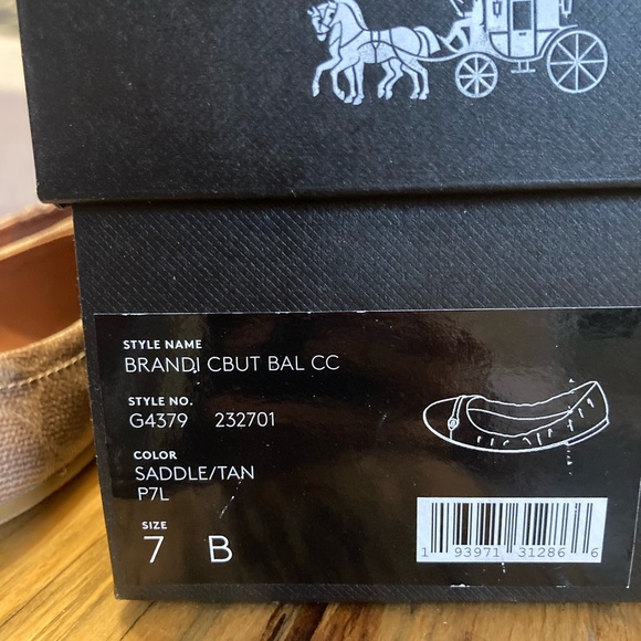 Coach Ballet Flats Brand New in Box - Picture 3 of 4